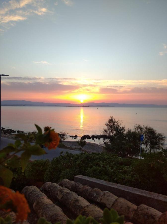 Casa Bon' Aria Fronte Mare Sud Sardegna Villa La Maddalena  Buitenkant foto