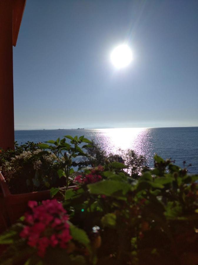 Casa Bon' Aria Fronte Mare Sud Sardegna Villa La Maddalena  Buitenkant foto